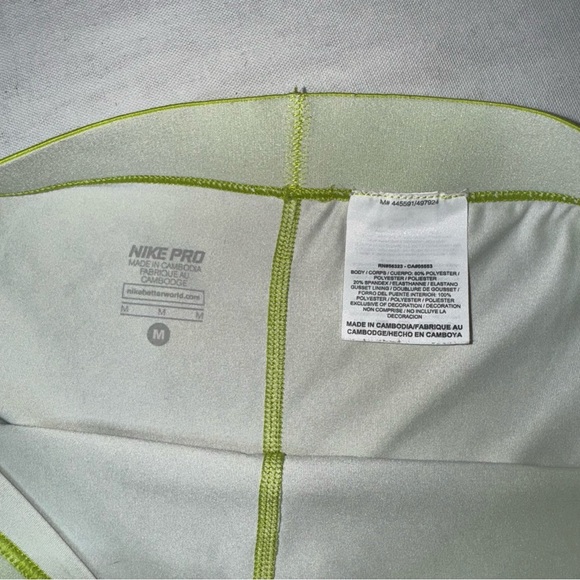 Nike Pro Shorts Size M - Picture 7 of 8